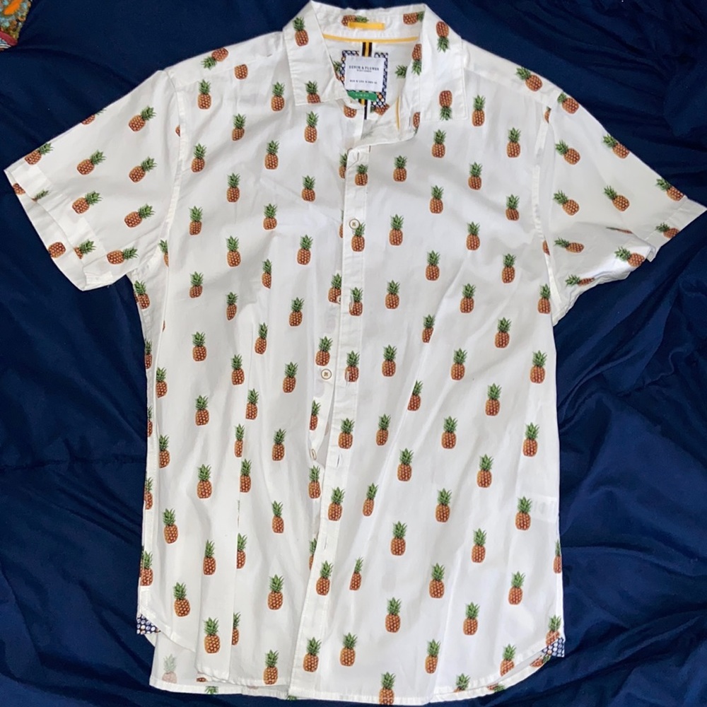 Pineapple Button-up